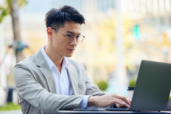 志愿者工作时间曝光！交通事故处理中，他们如何为生命护航？图1