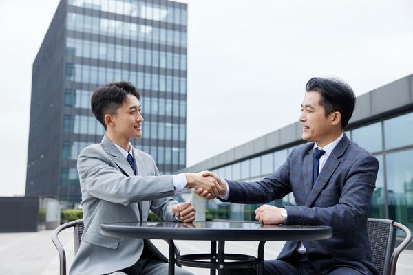 《员工交通法规学习：企业如何确保合规运输》 图1
