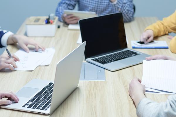 《交通法规》培训知识：掌握法规，确保行车安全 图2