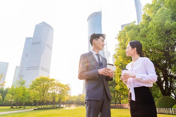专业知识与技能：保险公司职场成功的关键因素 图2