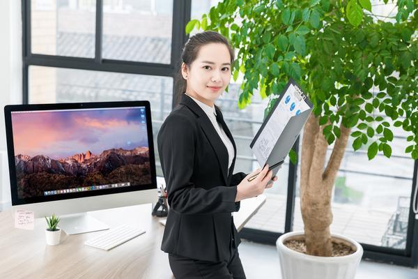 刑辩大律师王冰律师职场风云：直播分享法律技巧图1