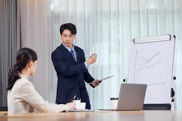 加强驾驶员交通法规意识培训，提高道路安全水平 图2