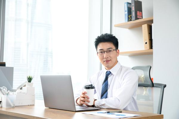 交通法规禁止标志：你必須知道的關鍵信息 图2