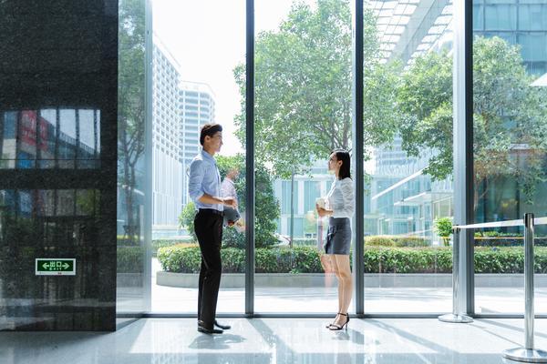 《酒后驾车的几种严重后果：惊险的人生瞬间》图1