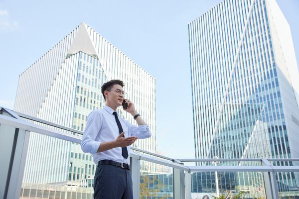 “掌握交通事故拍照技巧 打电话报警全攻略” 图2