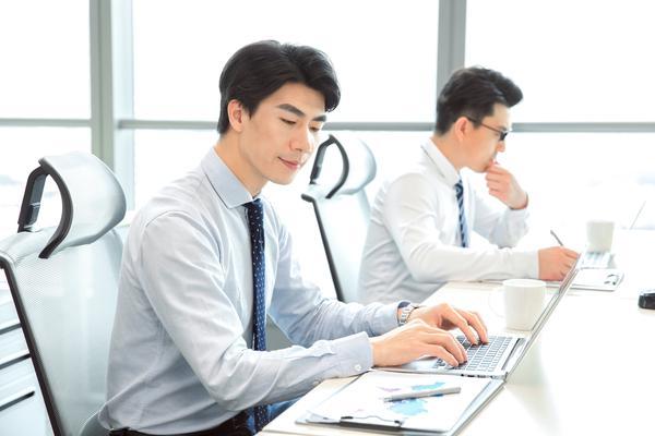在小公司工作，哪些专业有利于发挥优势和获得成功？图1