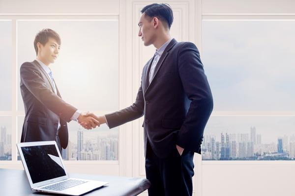 企业退休职工团拜活动|公司员工福利与劳动法合规要点 图1