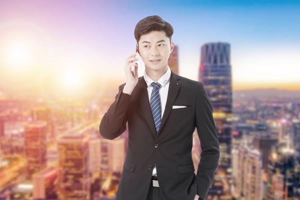 实验探究道路交通法规在不同场景下的应用效果图1