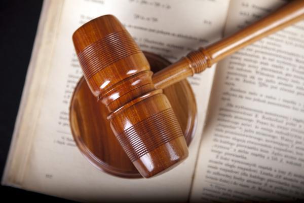 交通事故损害赔偿找律师：如何有效维护合法权益 图2