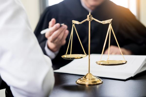 交通肇事律师价格|交通事故法律服务费用解析 图1