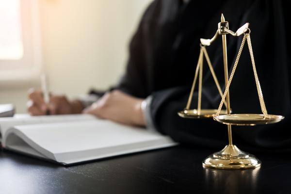 交通肇事案判刑案例解析|法律适用与司法实践 图1