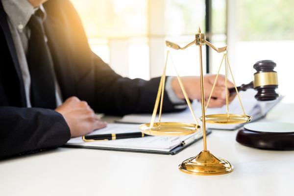 交通肇事罪后能否考取驾照：法律明确规定与实际操作 图1