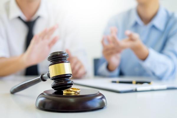 男性为何忽视婚礼仪：从法律视角解析其背后的原因及影响 图1