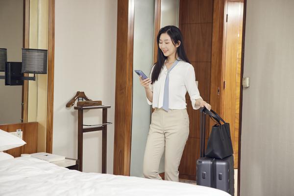 不敢辞职的条款：职场中的“软禁”问题 图2
