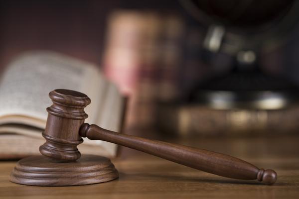 交通肇事建设中自首，如何认定责任？ 图1