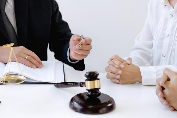办理交通肇事案律师：如何为您提供高效的法律服务？ 图1