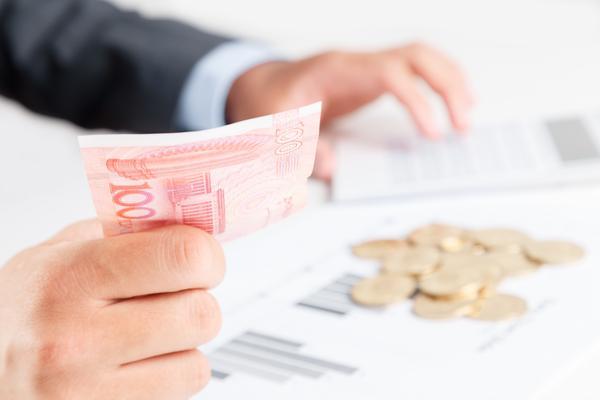 交通肇事罪判刑后有工资吗？判刑后工资的具体情况需视案件而定图1