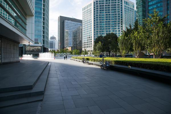 传统与现代交融：过贴下礼婚礼盛况空前图1