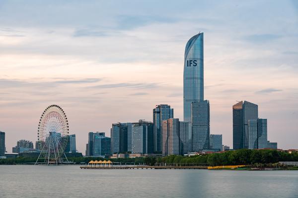 《建筑公司资质知识大全：从入门到精通的全方位指南》图1