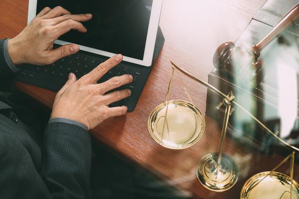 互联网环境下App隐私政策的规范化路径研究 图1