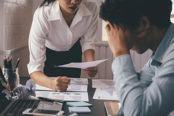 举报仲裁与投诉仲裁：维护自身权益的两种途径图1