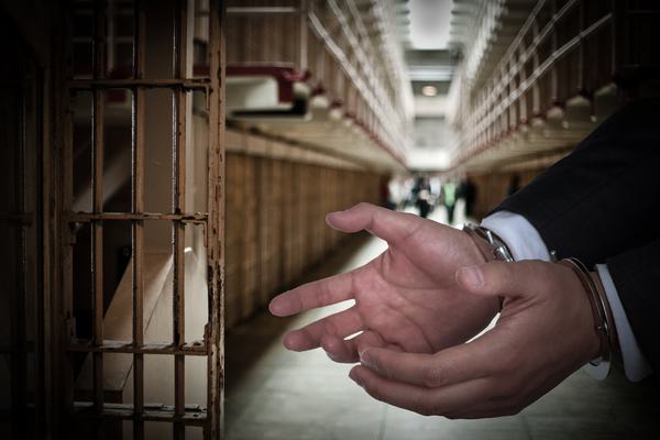 交通肇事顶替者犯法吗？图1
