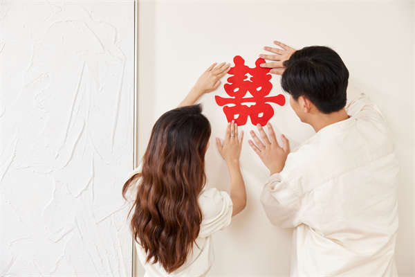 罗槟大婚：娱乐圈盛况空前，粉丝纷纷表示祝福图1